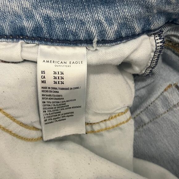 American Eagle Mens Light Wash Jeans Size 36x34 - Picture 3 of 7